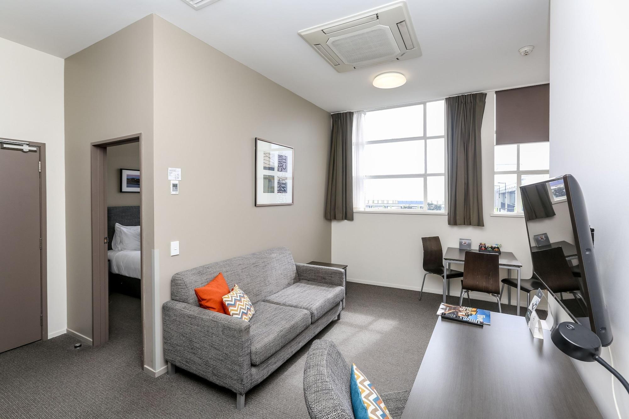 Quest New Plymouth Serviced Apartments Экстерьер фото